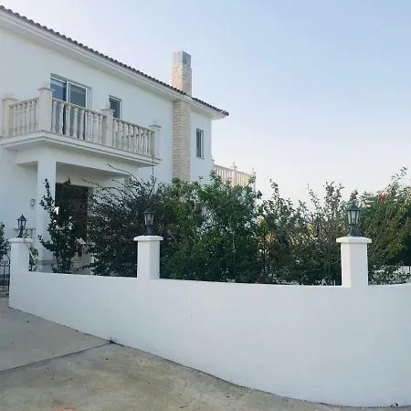 Iris Villa