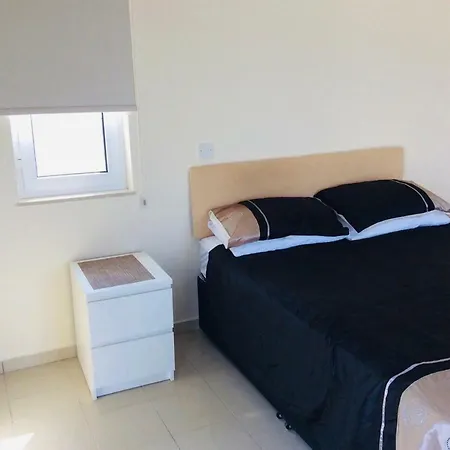Iris Villa